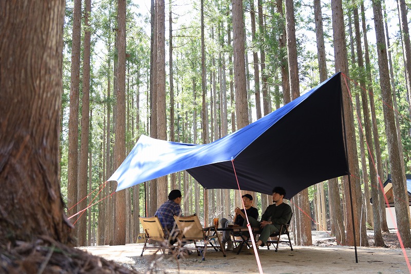 クイックキャンプが2種類の新作タープ「TCオクタ」と「ポリヘキサ」を