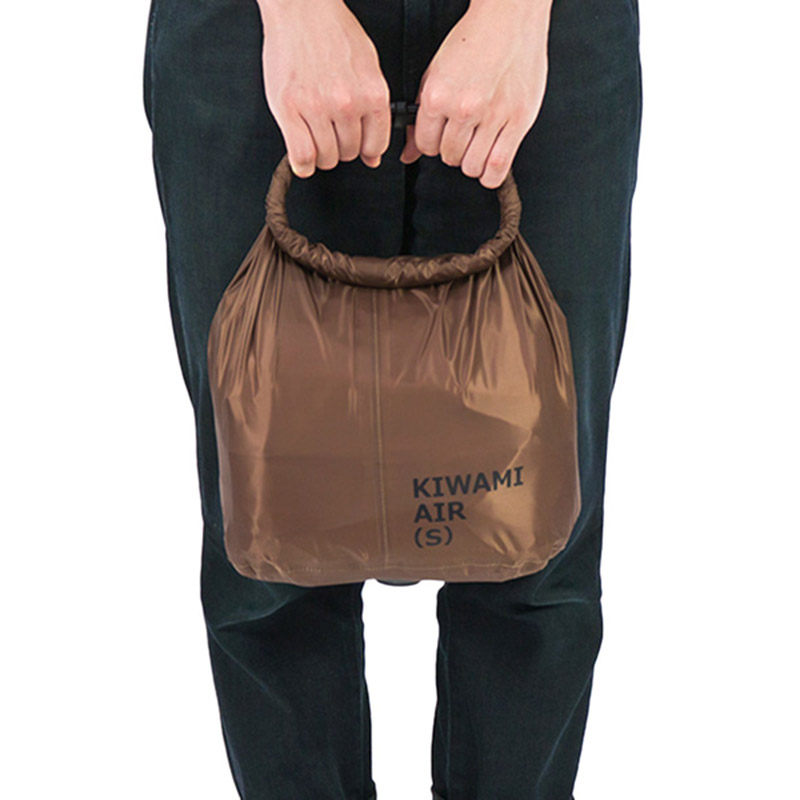 収納性大幅アップ】DODのキャンパーを“ダメ”にするマット「ソトネノ