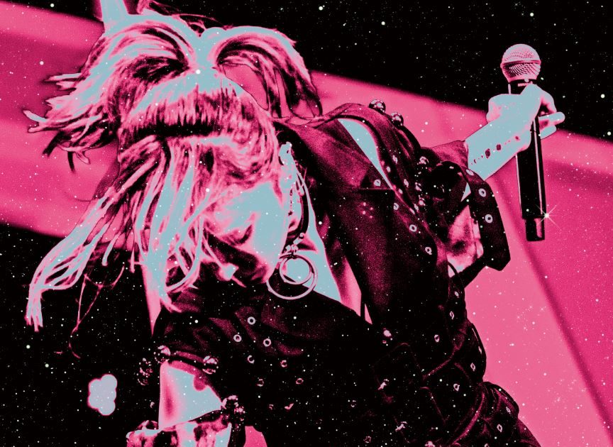 LiSA、LiVE Blu-ray & DVD「LiVE is Smile Always〜LANDER〜 at TOKYO