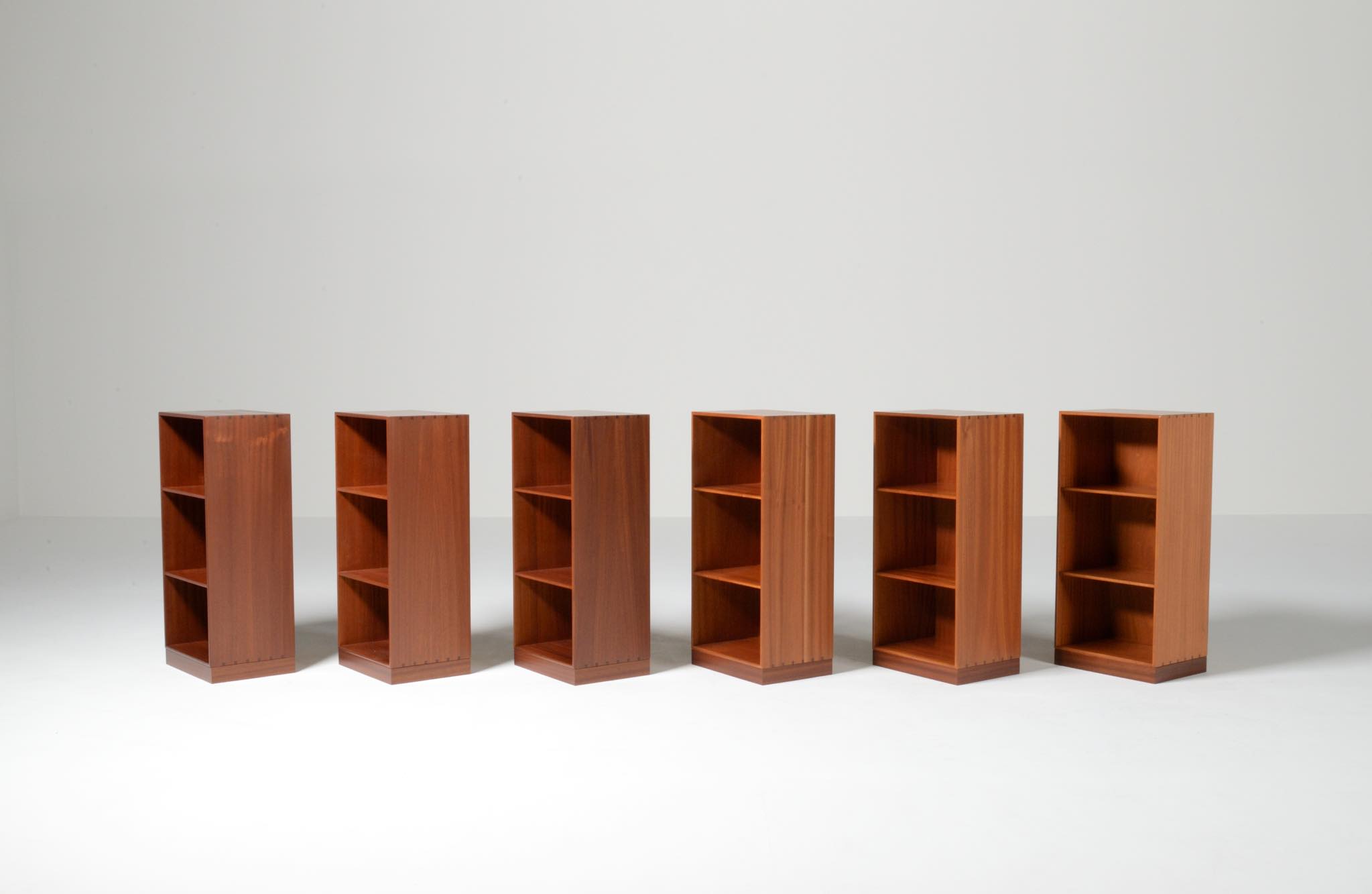 Mogens Koch Bookcase in Mahogany w38｜Luca Scandinavia | 北欧