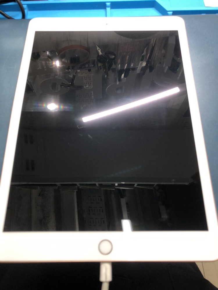 ジャンク品でもお値段つきます😊👍iPad（アイパッド）を売るなら