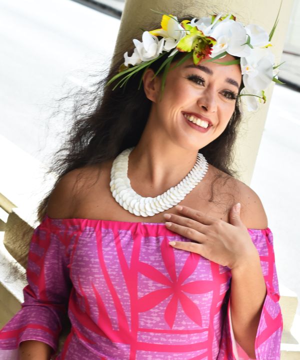 マウナロア【Maunaloa】|フラダンス衣装の専門店|マーメイドシェルレイ