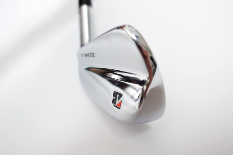 ブリヂストンTOUR B 200MBアイアン試打評価レビュー｜球筋が揃う