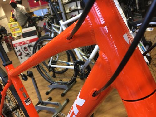 大人気のクロスバイク TREK(トレック) 7.4FXのご紹介！ | 正屋ブログ