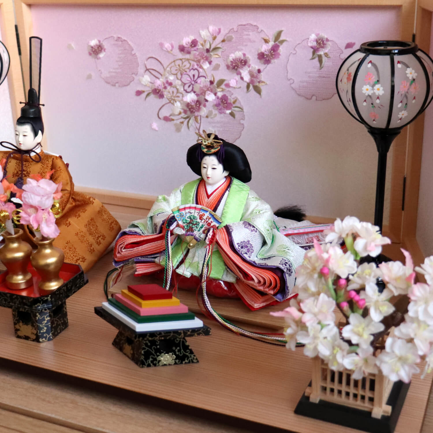 雛人形 伝統工芸士・清水光雲作 25号 芥子 正絹西陣織黄櫨染 雅子皇后