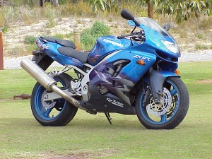 KAWASAKI ZX-9R C2 | MCNews