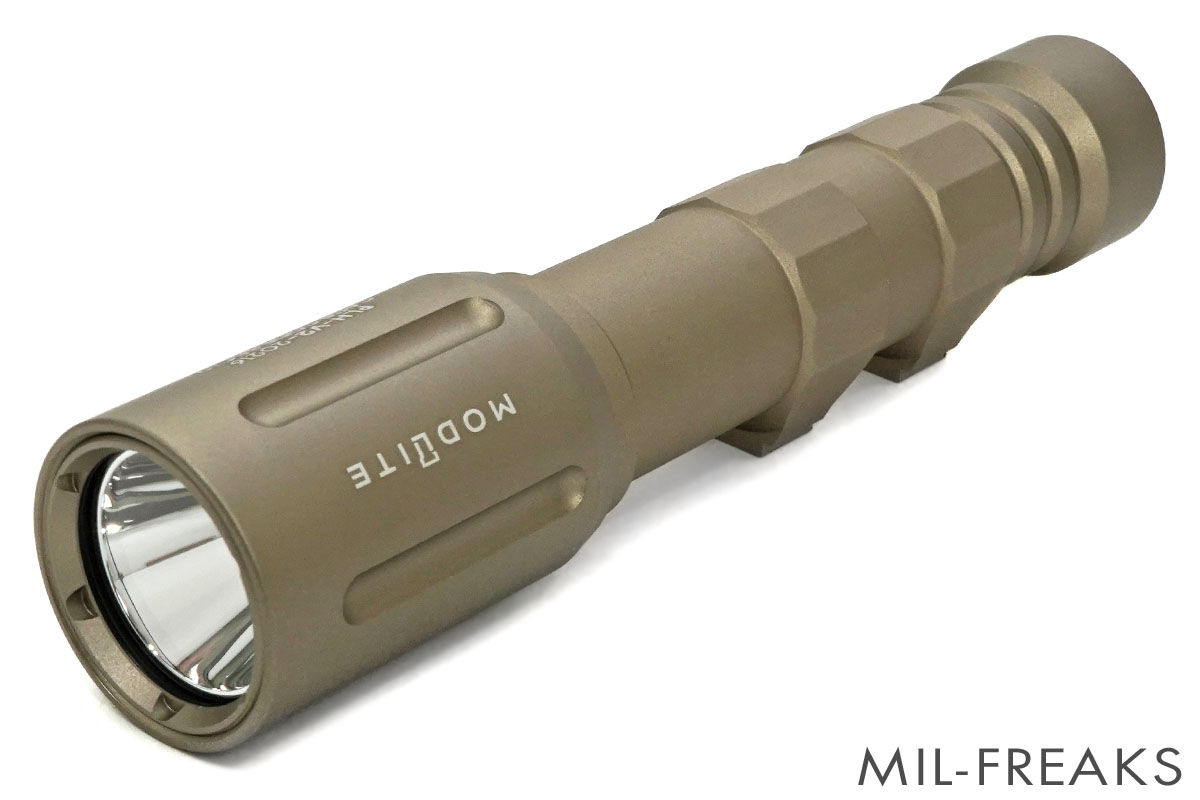 SOTAC GEAR MODLITEタイプ PLHV2 ロング フラッシュライト/ウエポン