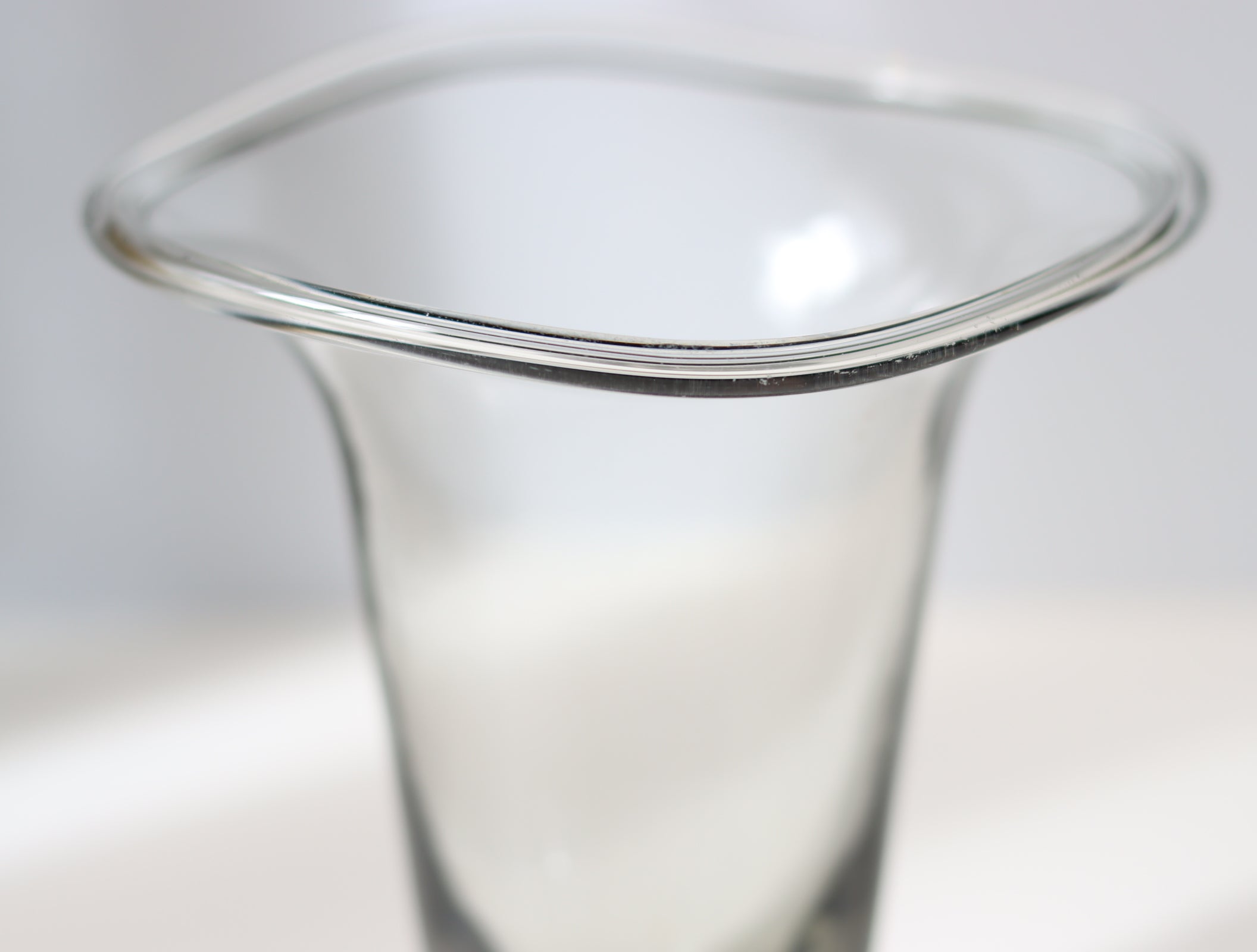 Kosta Boda （コスタ・ボダ） Vicke Lindstrand（ヴィッケ・リンド