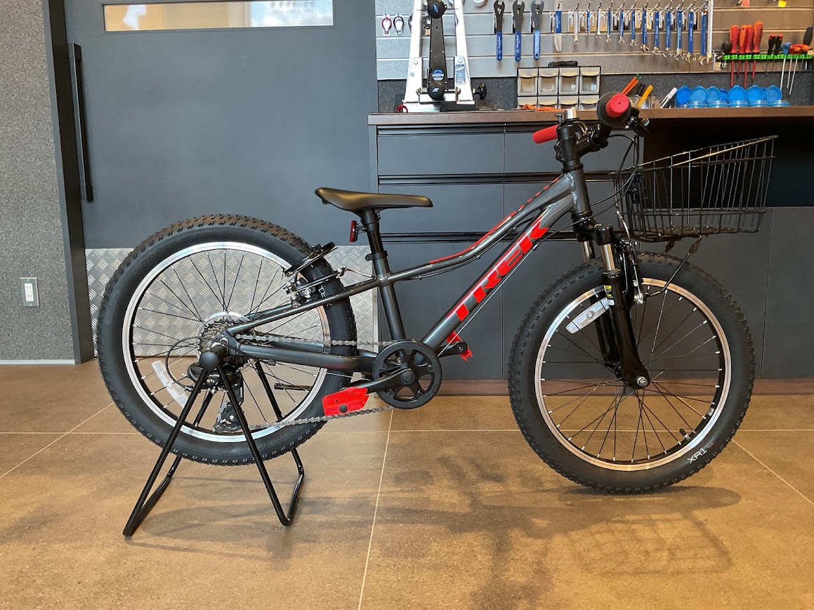 TREKのキッズバイク【Precaliber20】＆クロスバイク【FX3 Gen4】を