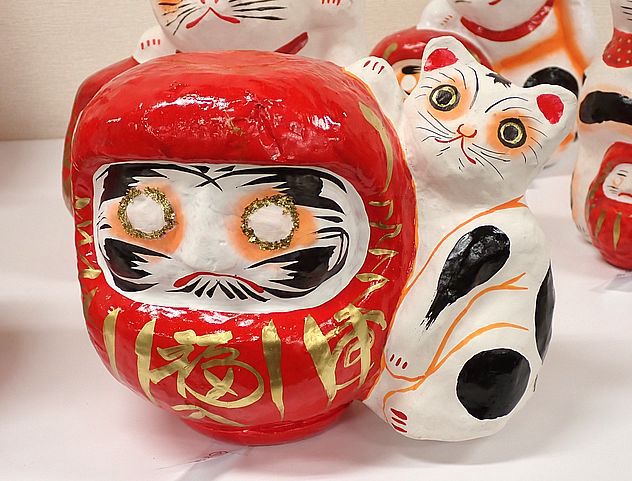 招き猫 多摩張り子 会田