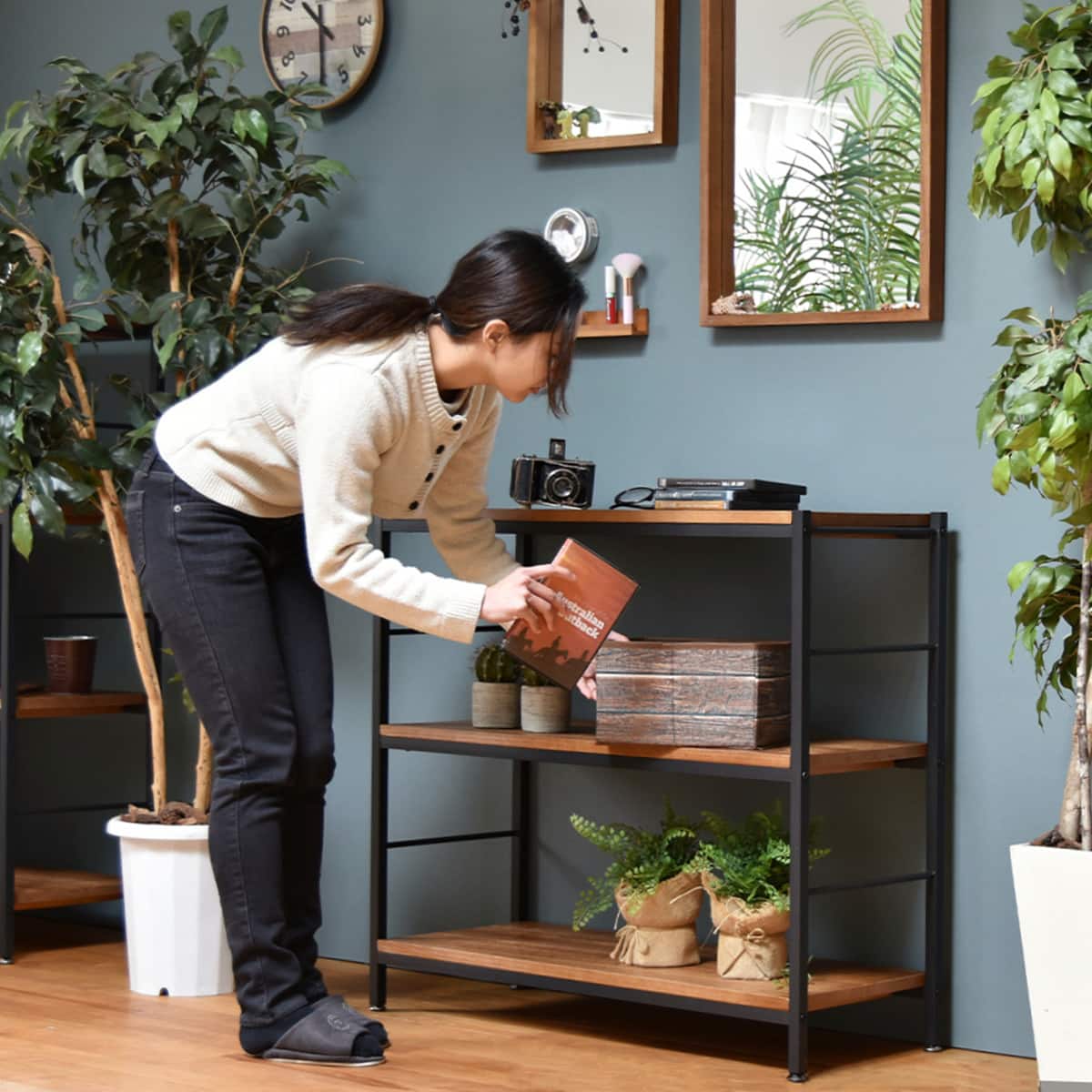 ヴィンテージスタイルのアイアンシェルフ3段(幅90cm ブラウン