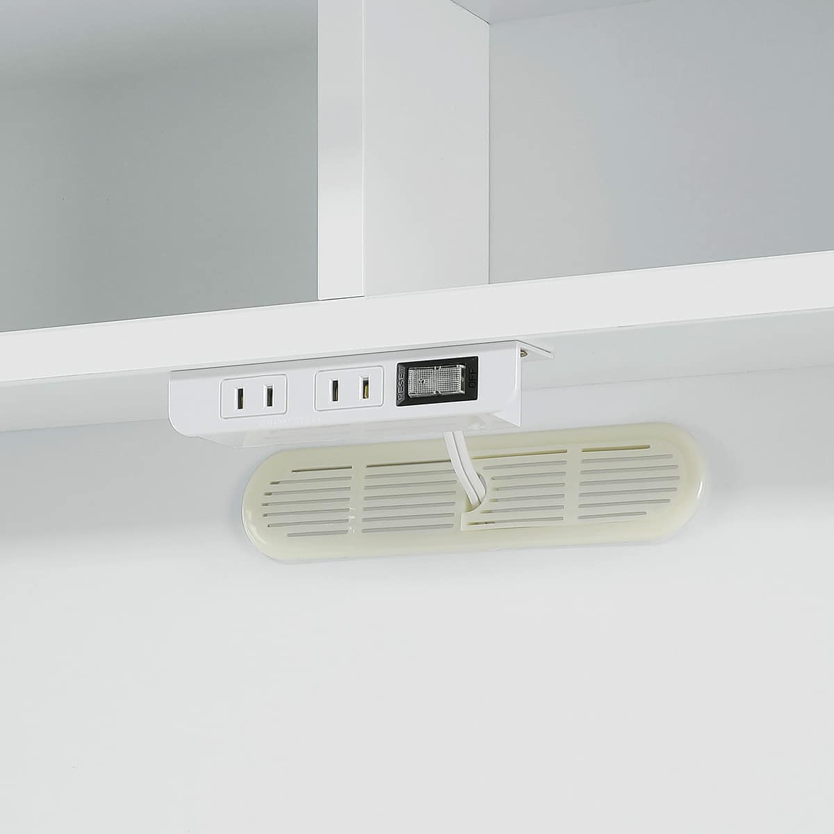 鏡面仕様のキッチンボード 引戸タイプ (幅159.5cm WH) | ニトリネット