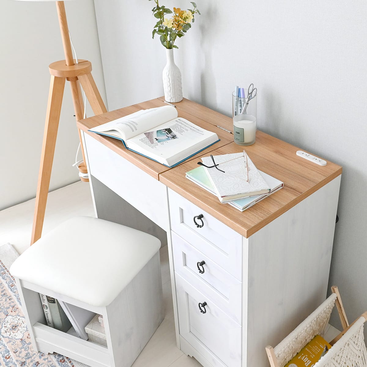 一台ニ役のドレッサーデスク(70-80D WW/NA) | ニトリネット【公式