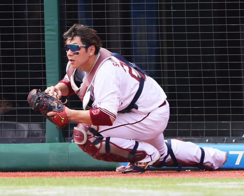 楽天】炭谷銀仁朗「こっちから言っちゃうと、なんやねんと」後輩の質問