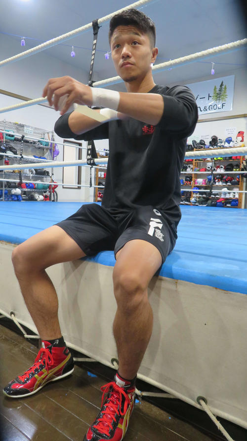 中谷潤人が公開スパー「スイッチ戦法」披露「完成はまだまだ、しっかり