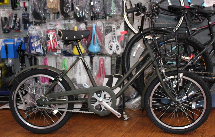 ブリヂストンのミニベロ ベガスが入荷いたしました。