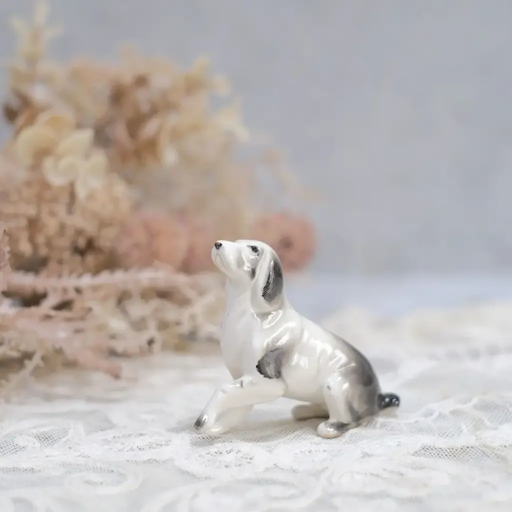 ヴィンテージフィギュリン 犬の陶器オブジェ イギリス 置物 | 雑貨と