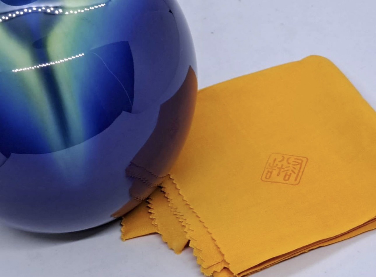 人間国宝 三代 徳田八十吉 耀彩「壷」花瓶 | 新栄堂