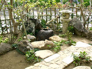 手水鉢 ｜ 取扱商品 ｜ 株式会社昌造園