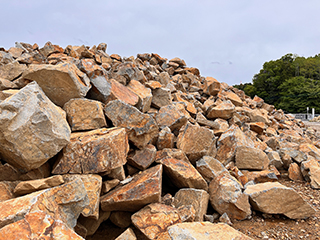 自然石 ｜ 石材 ｜ 取扱商品 ｜ 株式会社昌造園