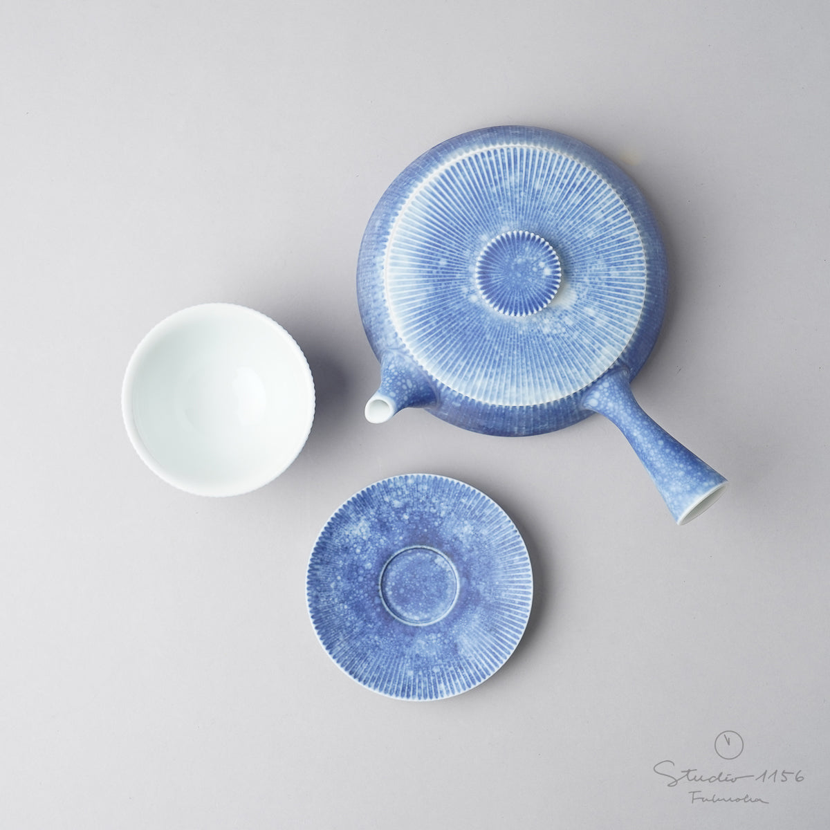 有田焼 コスモ 鎬茶器揃 平急須と台皿付仙茶碗 李荘窯の通販