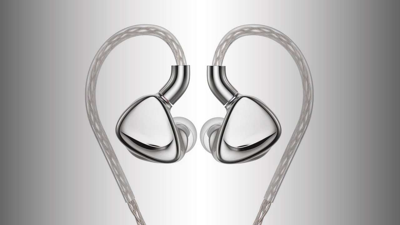 FiiO FX17: These in-ear headphones can be yours for the price of $1500