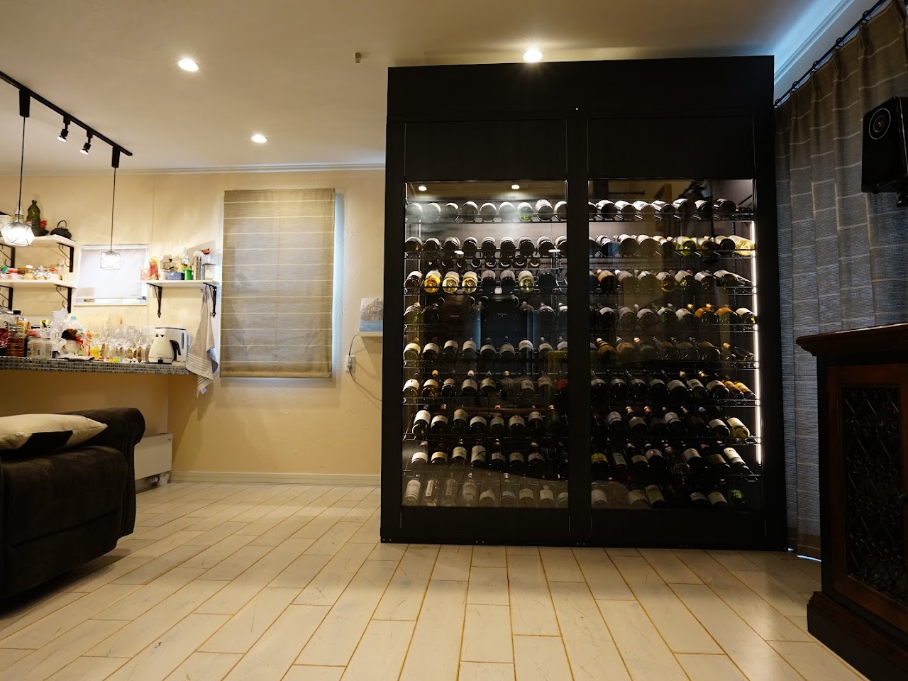 ワインセラー - 株式会社 イワタニ