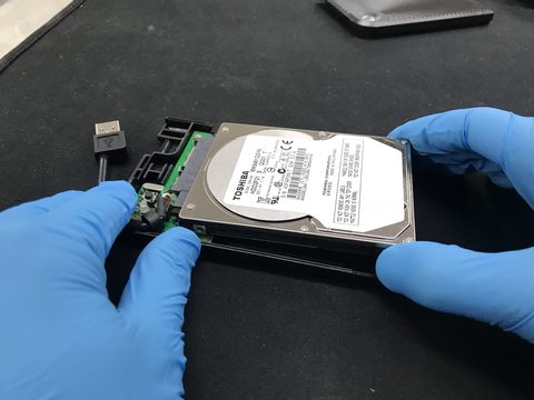 内蔵ハードディスクの外付け化 (ケース組込み)｜パソコン修理 パソコン