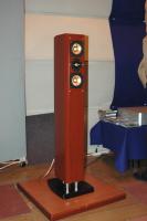 ビクター、“ウッドコーンスピーカー”第3弾はスリムなトールボーイ