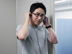 ATOMIC FLOYD創業者、ストロング氏インタビュー － ブランド初の