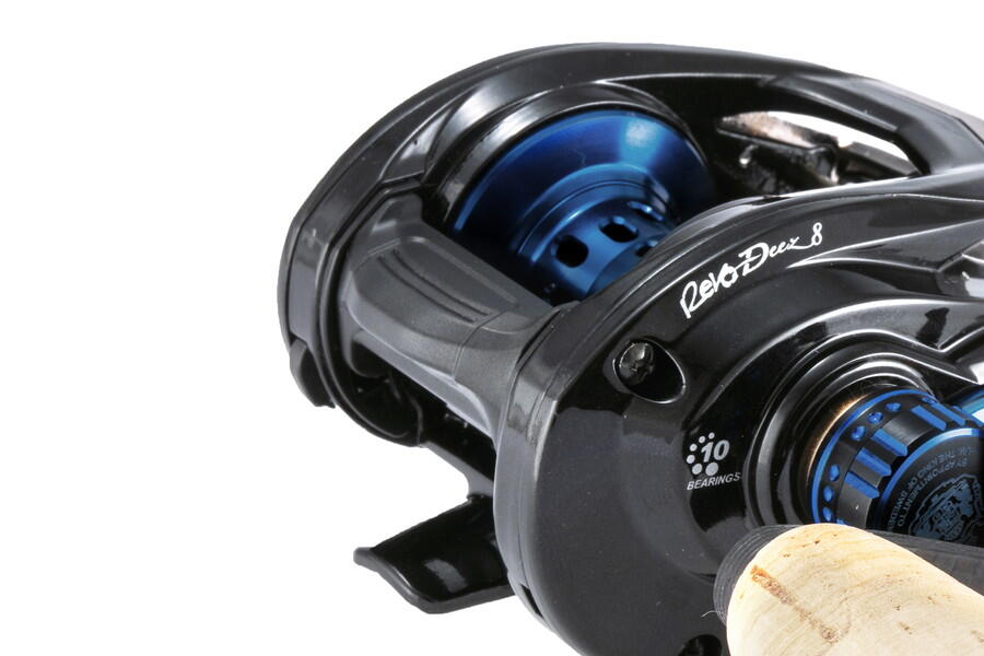 REVO DEEZ8（レボ・ディーズ8）｜AbuGarcia｜釣具の総合メーカー
