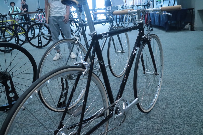 サイクリングにおすすめ！】FUJI（フジ） 2019年モデル STROLL