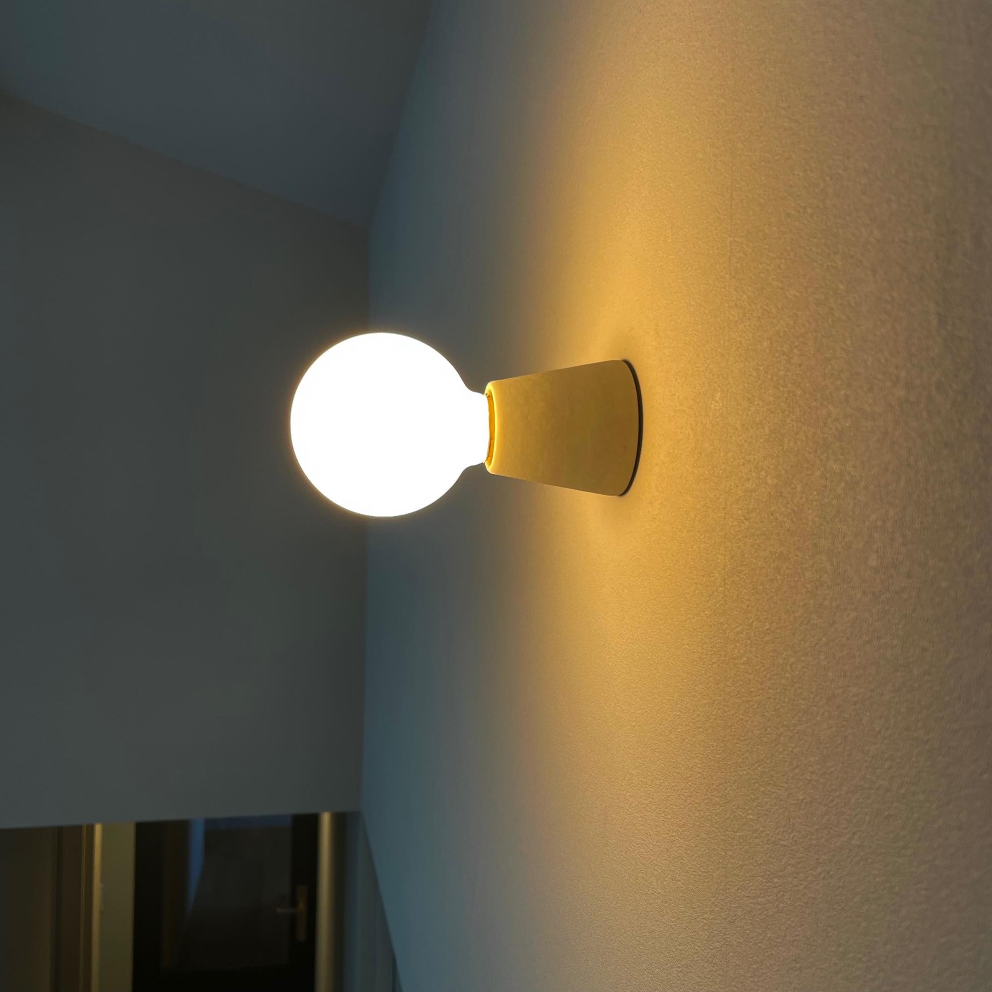 フロストLED電球 φ70(E26)50W相当 スノー 2700K電球色 | LT-BB008-11