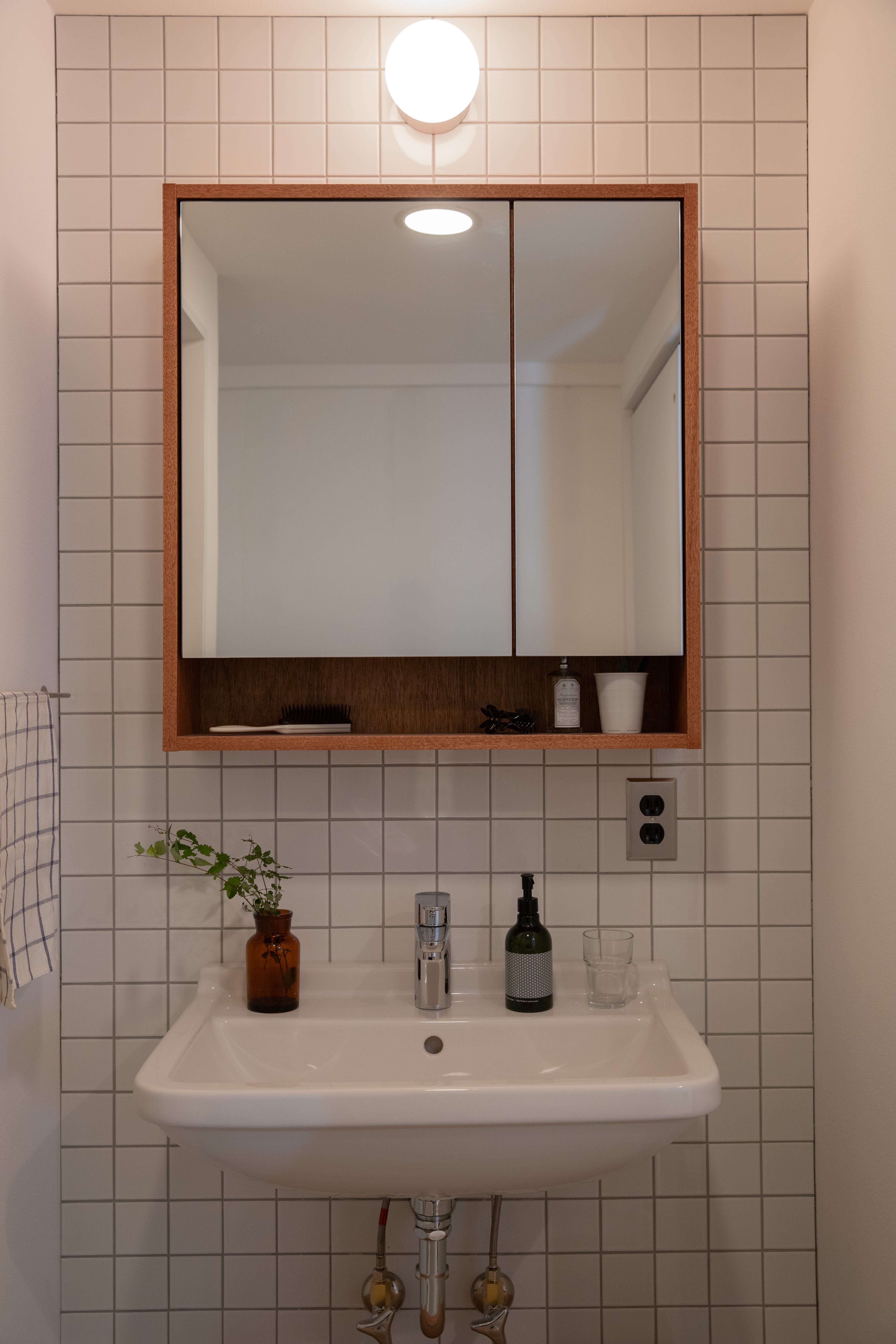 T番タイル ホワイト 75角（シート） | WL-TL020-02P-G141 | 四角形