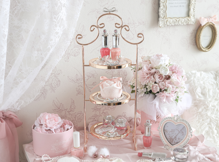 コスメやアクセの魅せる収納に♡心ときめく「リボン小物3段トレイ