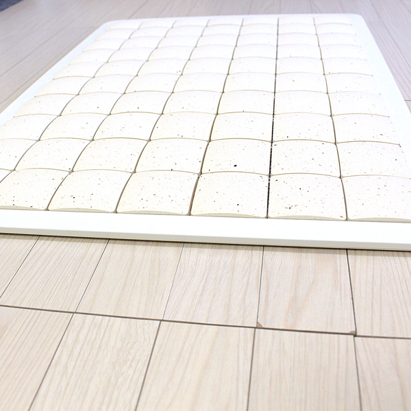 珪藻土タイルバスマット ピュアリフレ ホワイト [Lサイズ]｜立風屋