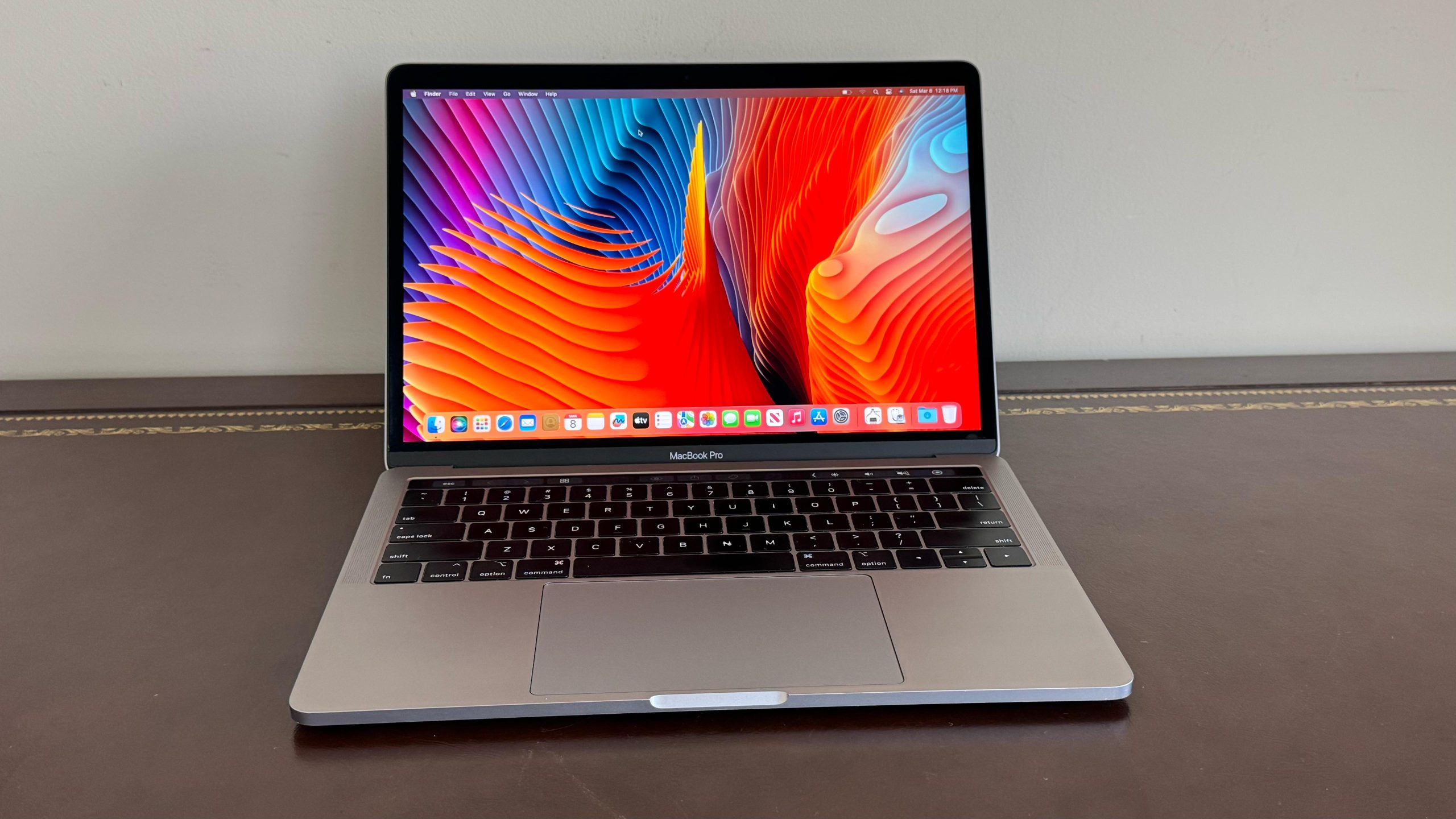Apple MacBook Pro 13-inch (2019) | Intel Quad-Core Core i5 @2.4GHz