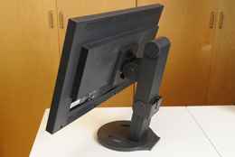 スタパ さらに驚き!! あの人気モニターにFlexStand搭載 オイシイとこ