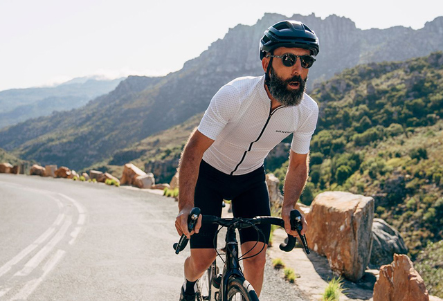 フランス発「Cafe du Cycliste」より、春夏の新コレクションが登場です