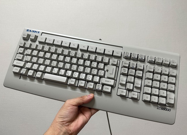 X68000 Z」の実機を触り、あの時代にできた「なんだかよくわからない