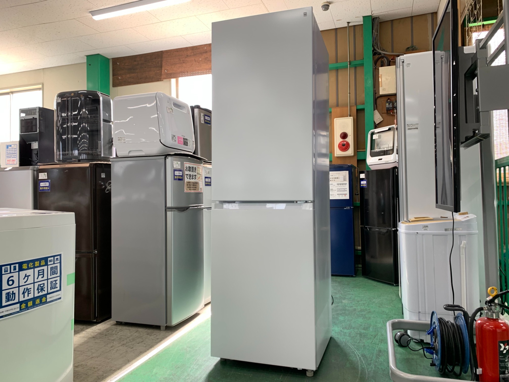 安心の一年保証付き♪♪】ニトリの大容量2ドア冷蔵庫(NTR-274WH)のご