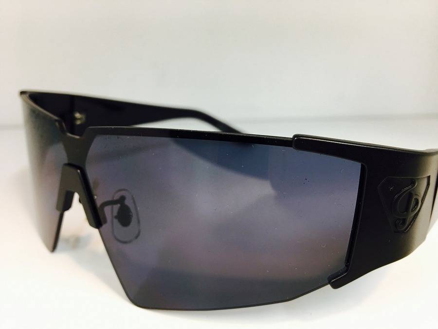 Zｶﾞﾝﾀﾞﾑ】クワトロ・バジーナ専用サングラスを入荷！【トレファク上