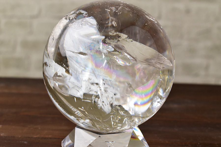 最高級天然水晶丸玉 レインボー水晶 大玉｜アップストーンオンビル