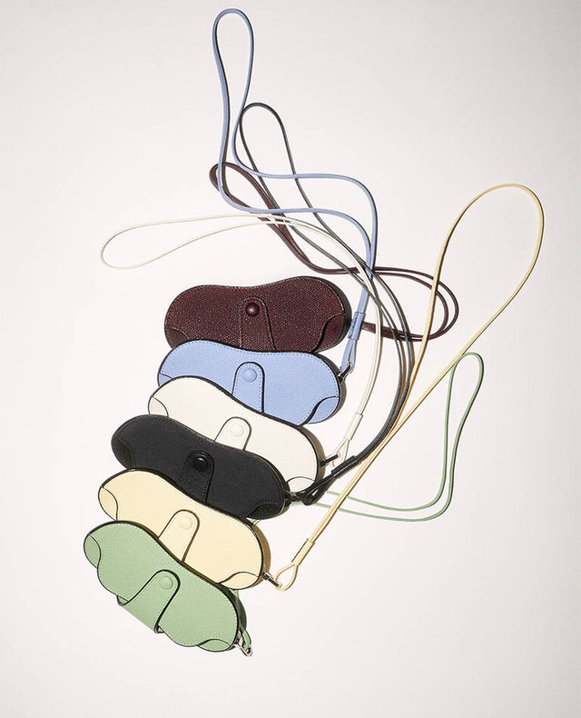 ストラップ付 カードケース – Valextra - ヴァレクストラ 公式