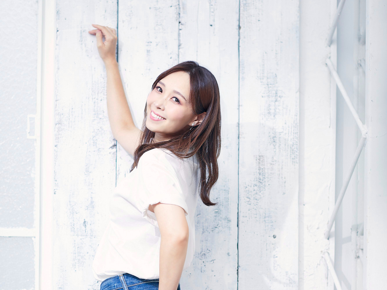 愛内里菜 VANITYMIX WEB LIMITED INTERVIEW | 2ページ目 (2ページ中
