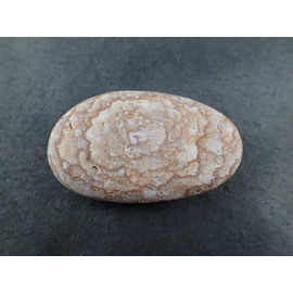 最高品質姫川薬石原石(Himekawa Ykkuseki) 新潟県の糸魚川市で採石