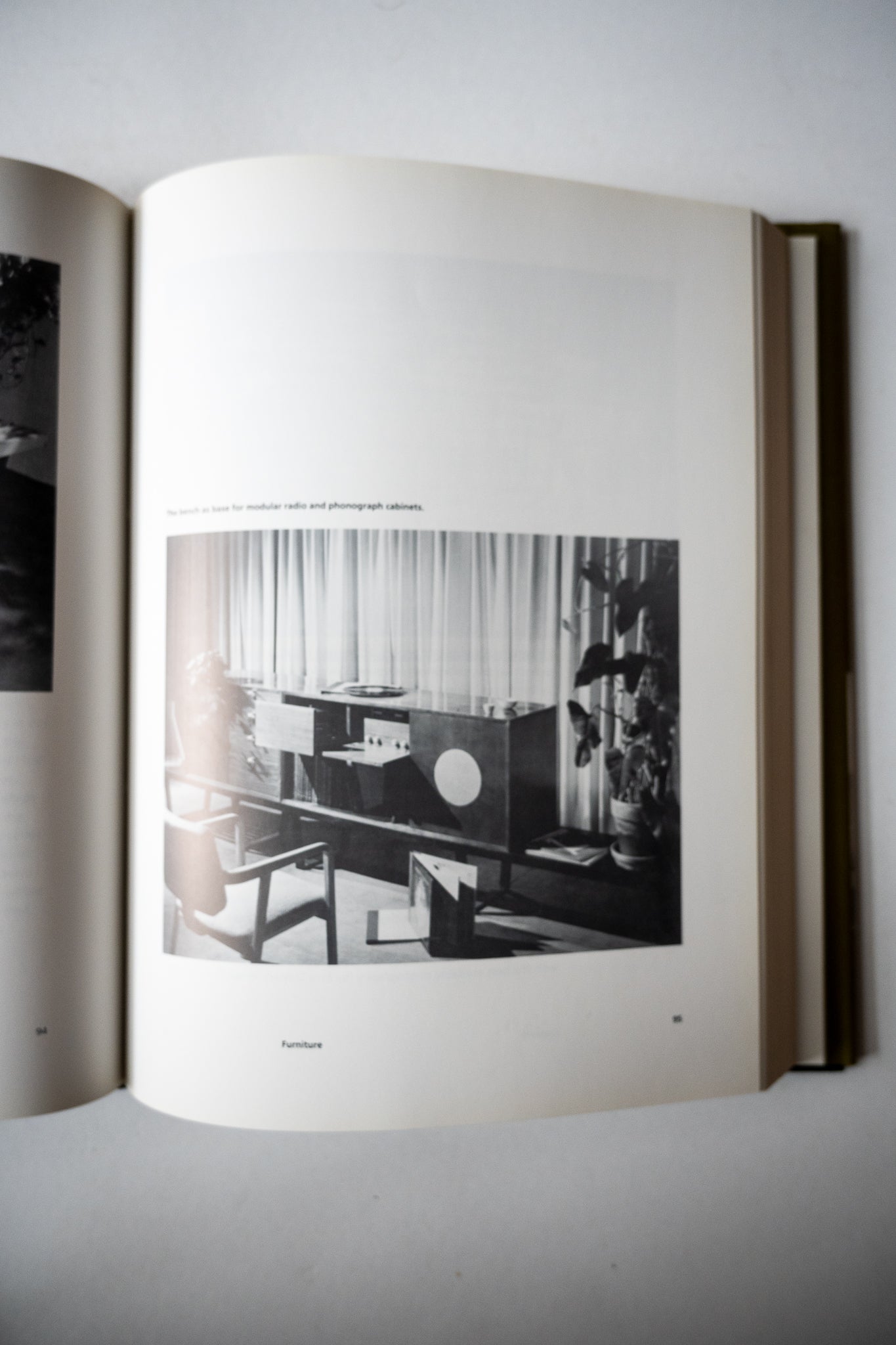 アート・デザイン・音楽 e NelsonThe Design of Modern Design George