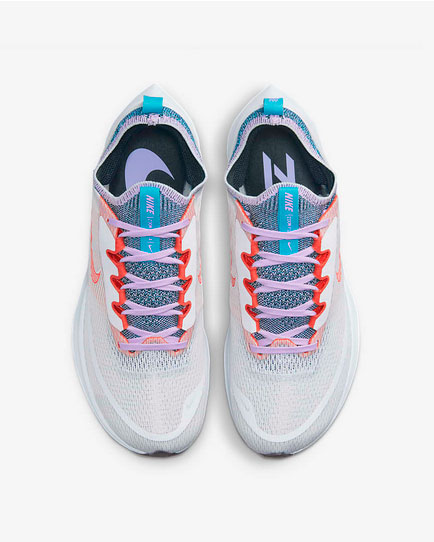 Nike Zoom Fly 4 W - 100