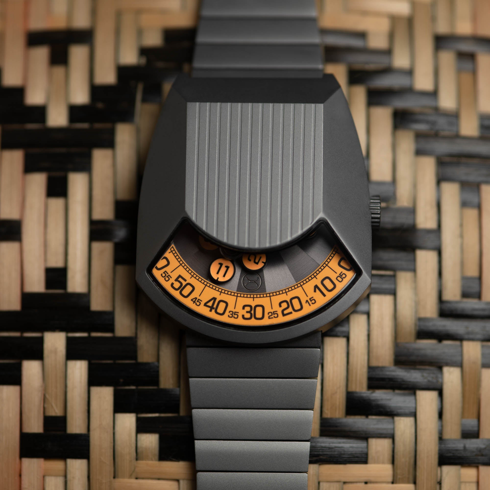 Retronaut Automatic Wandering Hour Matte Gunmetal Orange | Xeric