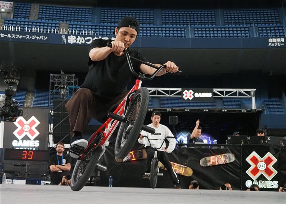 エックスゲームズ大阪、内野洋平がBMXフラットランド初優勝…日本勢